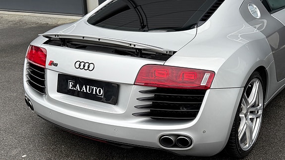 Audi R8 11 of 30