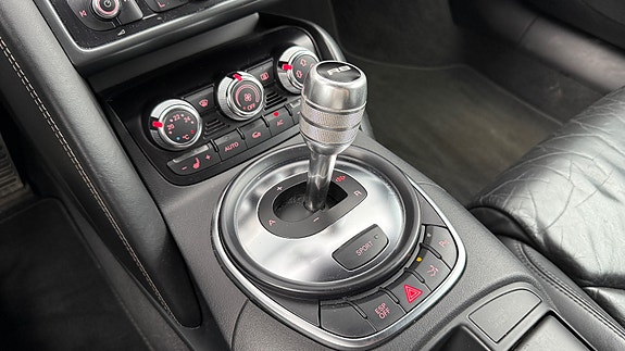 Audi R8 27 of 30