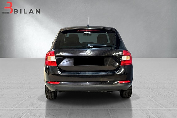 Skoda Rapid 7 of 19