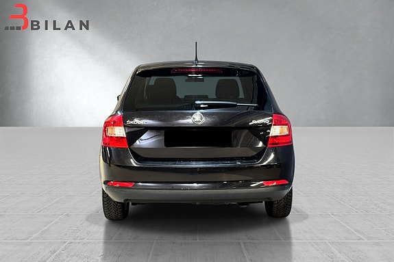 Skoda Rapid 8 of 19
