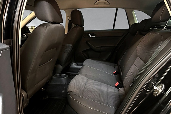 Skoda Rapid 11 of 19
