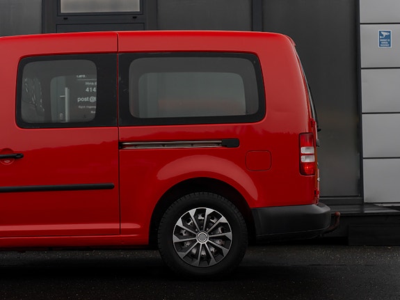 Volkswagen Caddy Maxi 12 of 30