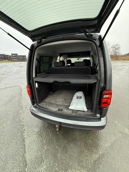 Volkswagen Caddy Maxi 9 of 30