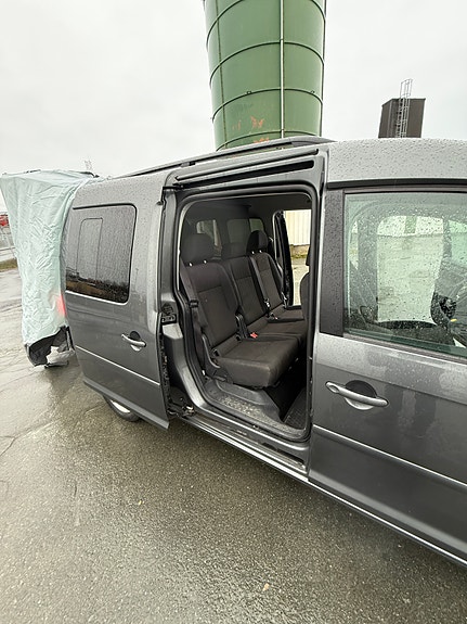 Volkswagen Caddy Maxi 13 of 30