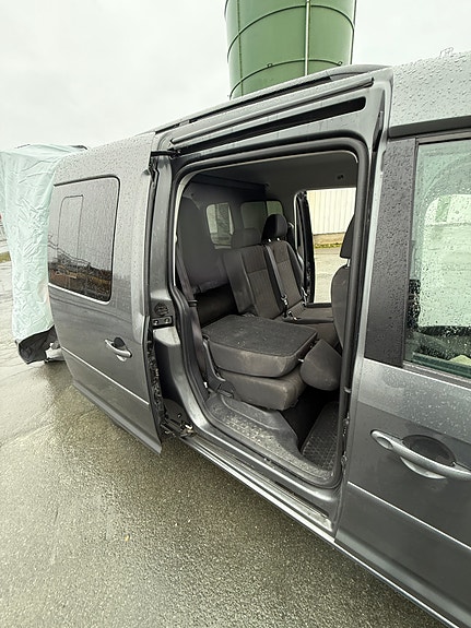 Volkswagen Caddy Maxi 14 of 30