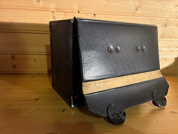 Product image 6 of 9