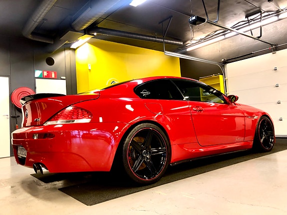 BMW M6 2 of 5