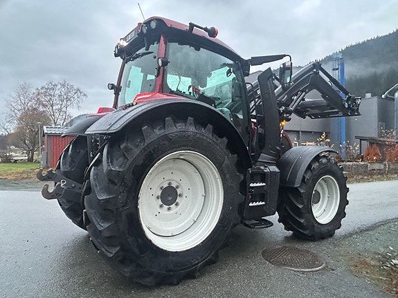 Valtra N155 ACTIVE 6 of 18