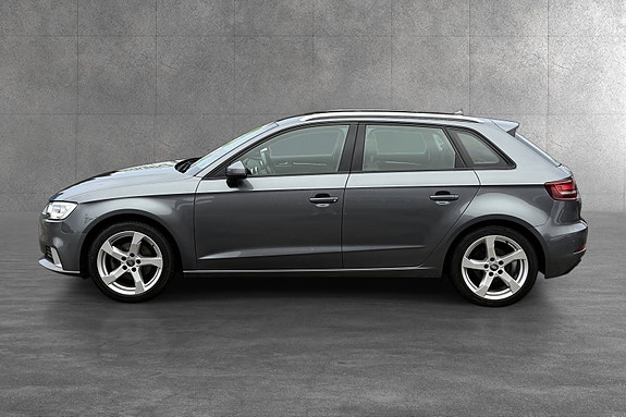 Audi A3 3 of 5
