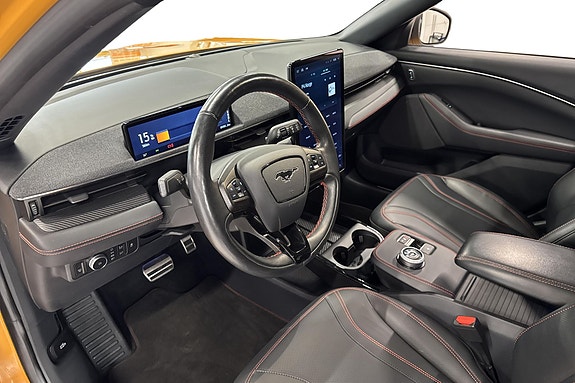 Ford Mustang Mach-E 7 of 13