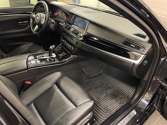 BMW M550d 22 of 30