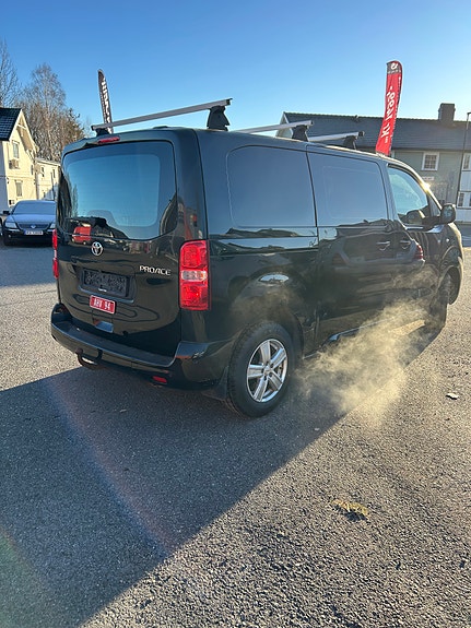 Toyota Proace 3 of 7