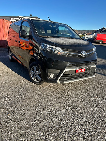 Toyota Proace 2 of 7