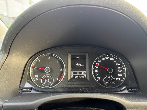 Volkswagen Caddy Maxi 22 of 30
