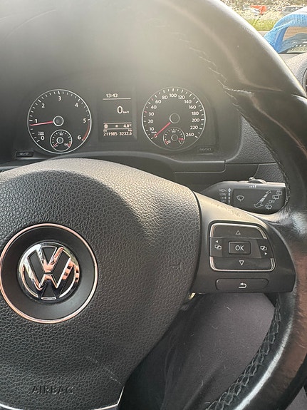 Volkswagen Caddy Maxi 17 of 30