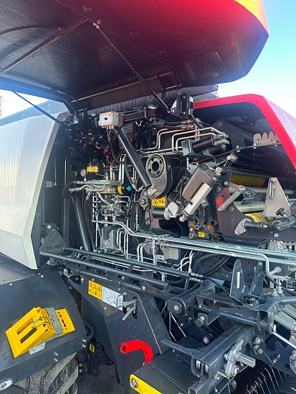 Pöttinger Impress 3160VC 32kniver/71040/22,5 hjul/ breiplast