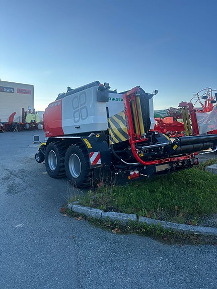 Pöttinger Impress 3160VC 32kniver/71040/22,5 hjul/ breiplast