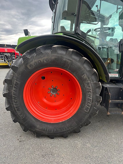 CLAAS ARION 460 CIS GPS klargjort/Laster/fronthyd. 2017, kr 635 000,-