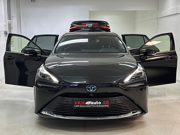 Toyota Mirai 4 of 5
