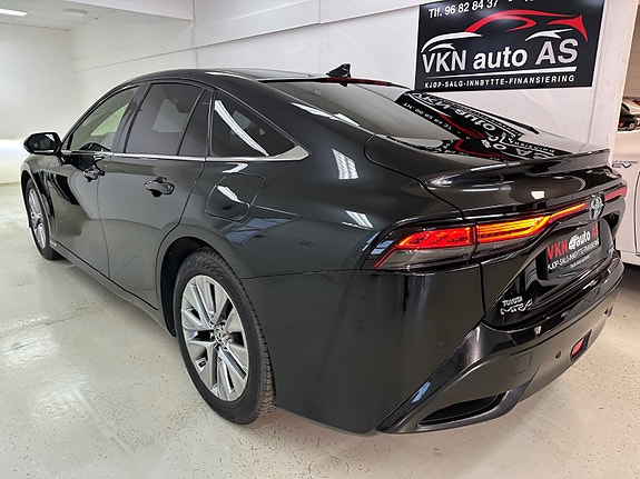 Toyota Mirai 11 of 30