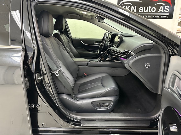 Toyota Mirai 29 of 30