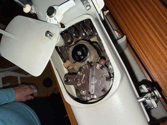 Product image 8 of 10