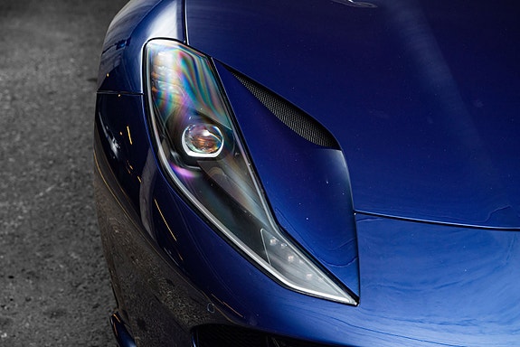 Ferrari 812 Superfast 4 of 5