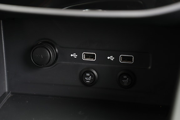 Maxus T90 EV 18 of 30