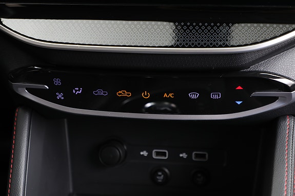 Maxus T90 EV 15 of 30