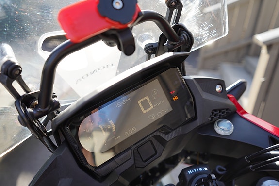 Honda CB 500 X 4 of 9