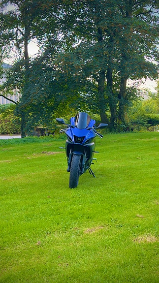 Yamaha R7 5 of 25