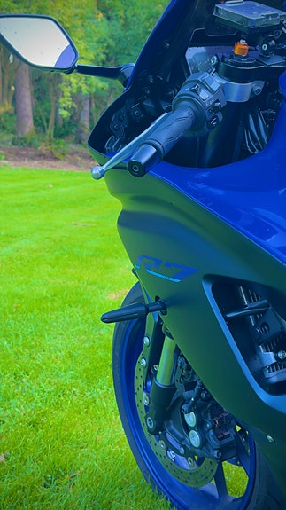Yamaha R7 17 of 25