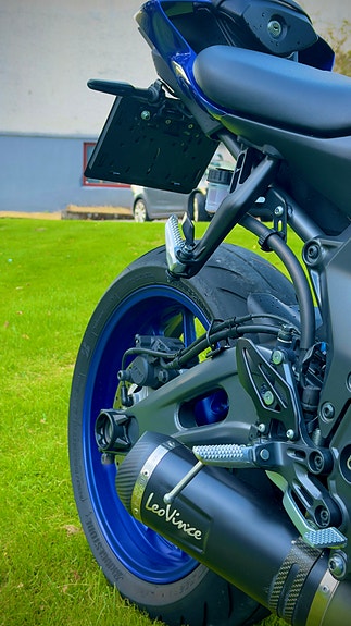 Yamaha R7 20 of 25