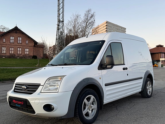 Ford Transit Connect 2 of 13