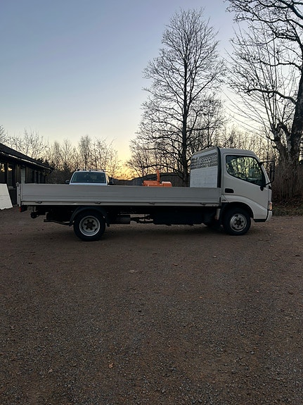 Toyota Dyna 5 of 5