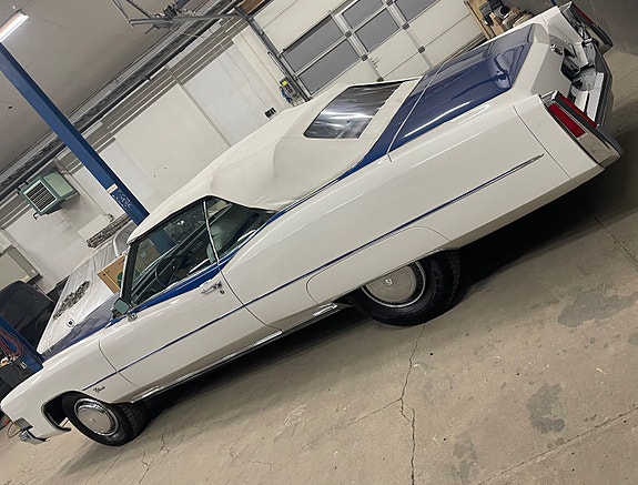 Cadillac Eldorado 5 of 22