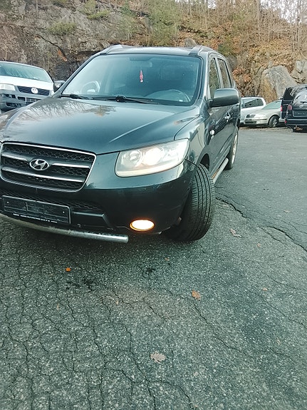 Hyundai Santa Fe 4 of 5