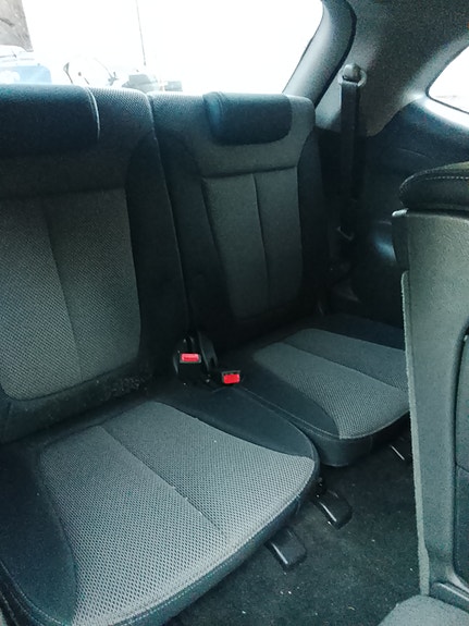 Hyundai Santa Fe 19 of 30
