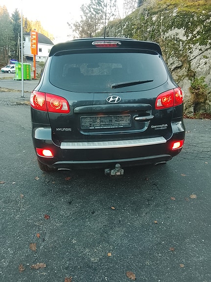 Hyundai Santa Fe 7 of 30