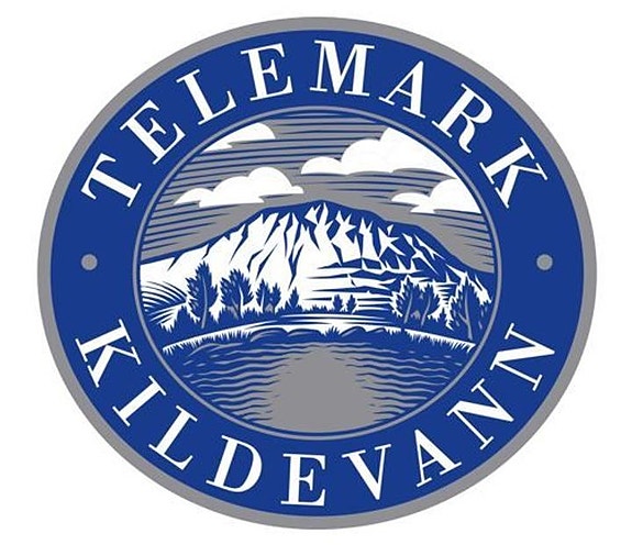 PETPACK DRIKKER AS logo