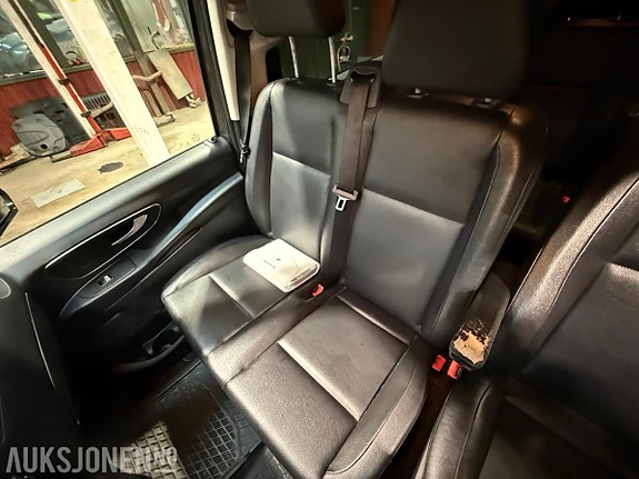 Mercedes-Benz Vito 119 30 of 30