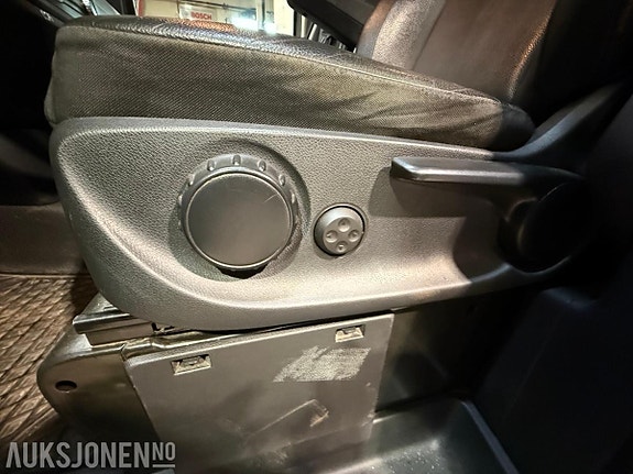 Mercedes-Benz Vito 119 28 of 30