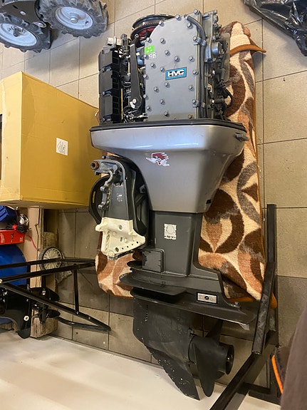 Mercury 125 2 takt komplett med ny kontr boks, Ny power trim