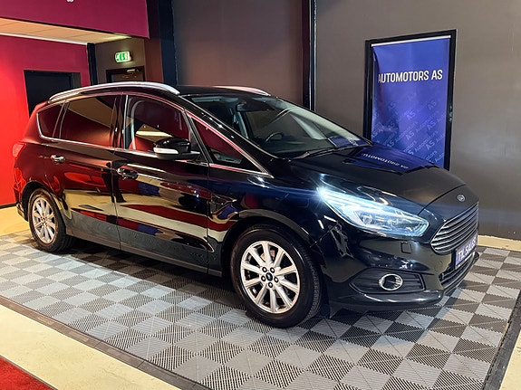 Ford S-MAX 2 of 5