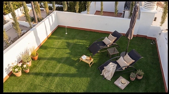 Toppleilighet i Elviria | 3 soverom og 60 m² privat takterrasse