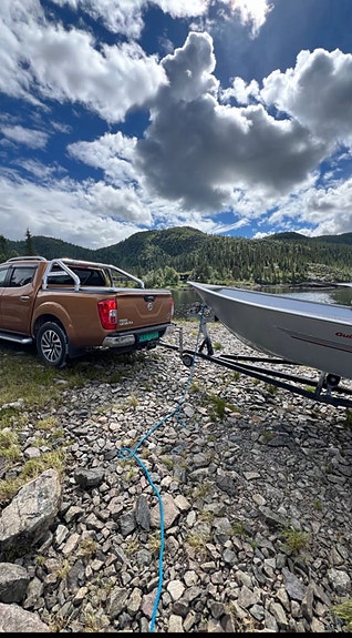 Nissan Navara 2 of 8
