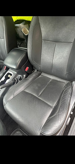 Nissan Navara 8 of 8