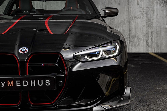 BMW M4 5 of 5