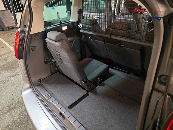 Peugeot 5008 15 of 24