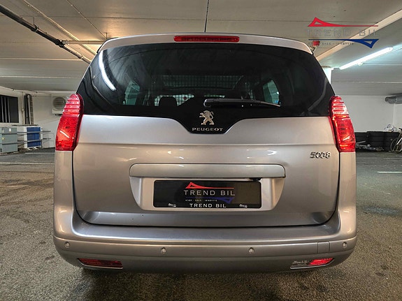 Peugeot 5008 4 of 24